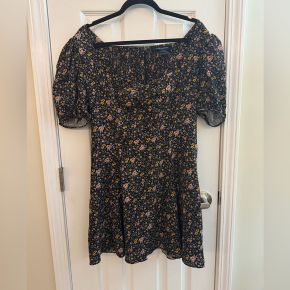 FRENCH CONNECTION Delmira Verona Floral Puff Sleeve Mini Dress Size 10 - Picture 2 of 6